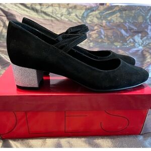 AEROSOLES Black Heels with Silver Block Heel